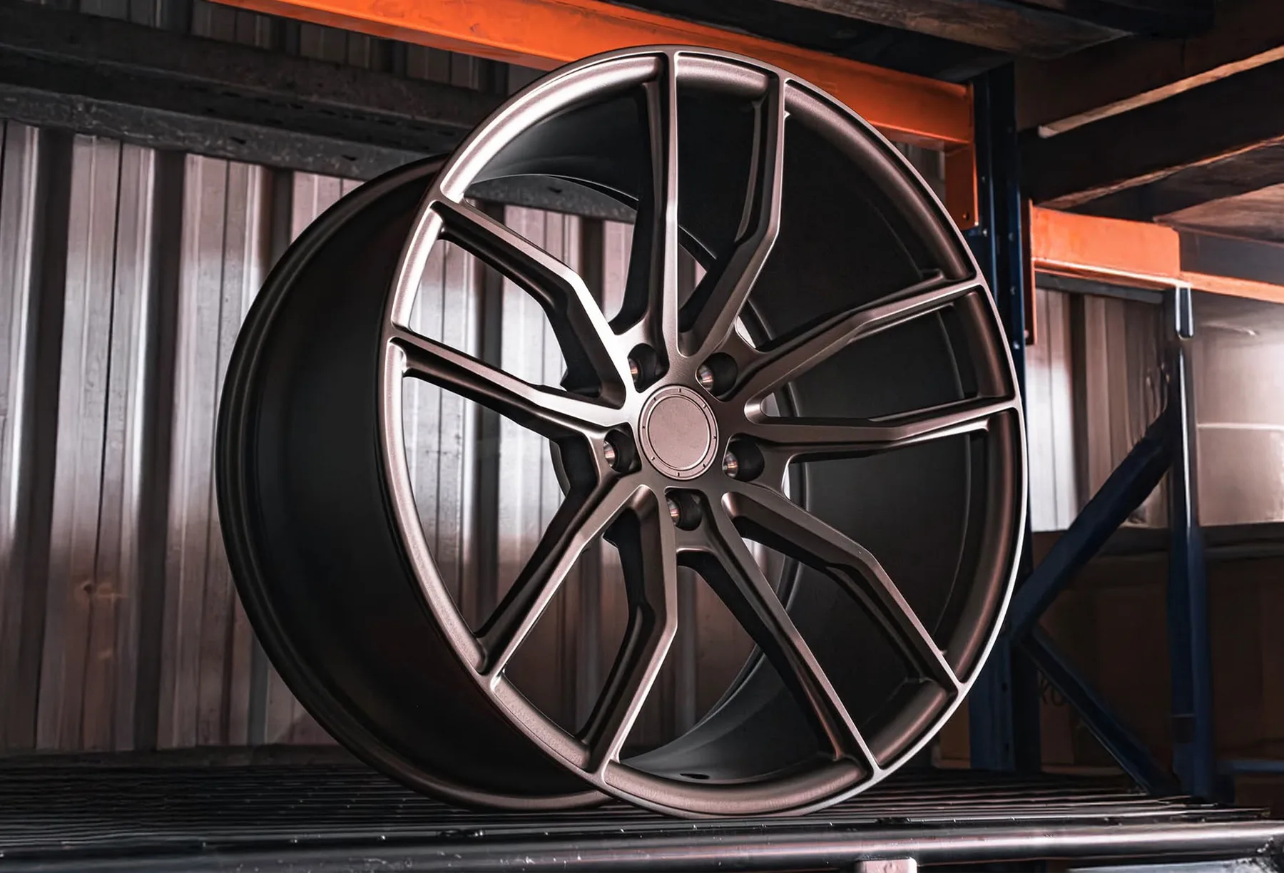URBANLUGS forged wheel in bronze 5-spoke design