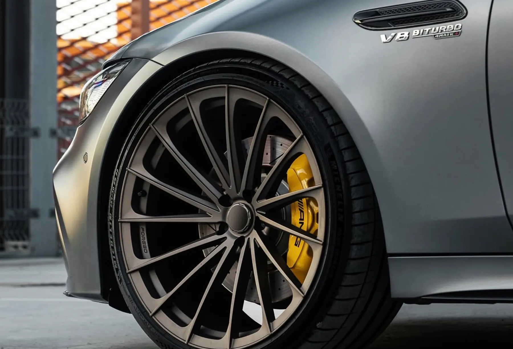 Mercedes-AMG V8 Biturbo on URBANLUGS bronze forged wheels